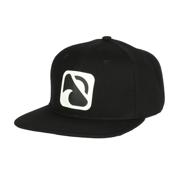 BLACKFIN SNAPBACK HAT  Black/White