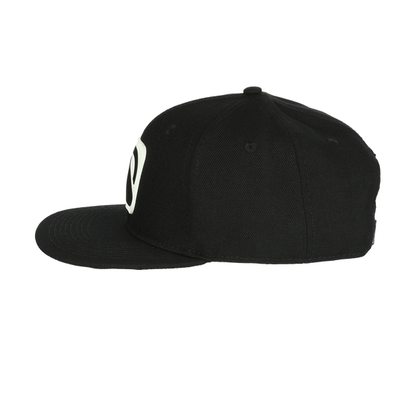 BLACKFIN SNAPBACK HAT from the site  Black/White